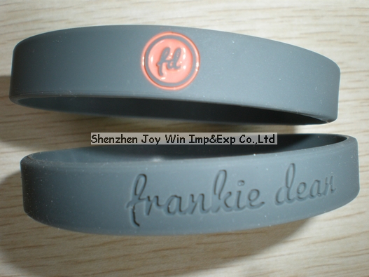 Debossed Filled Wristband,Black Silicone Wristband