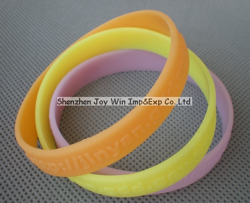 Promotional Embossed Silicone Wristband