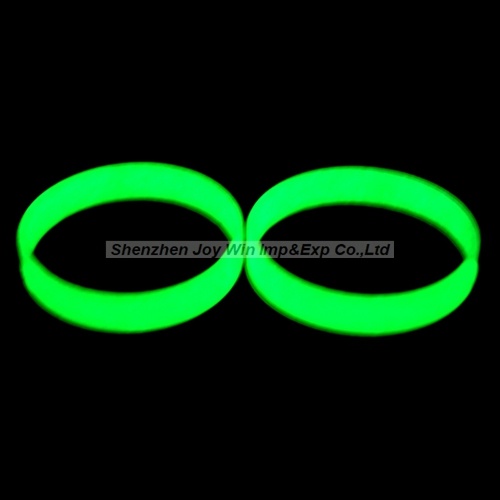 Customized Logo Glow in Dark Silicone Bracelets for Party Birthday