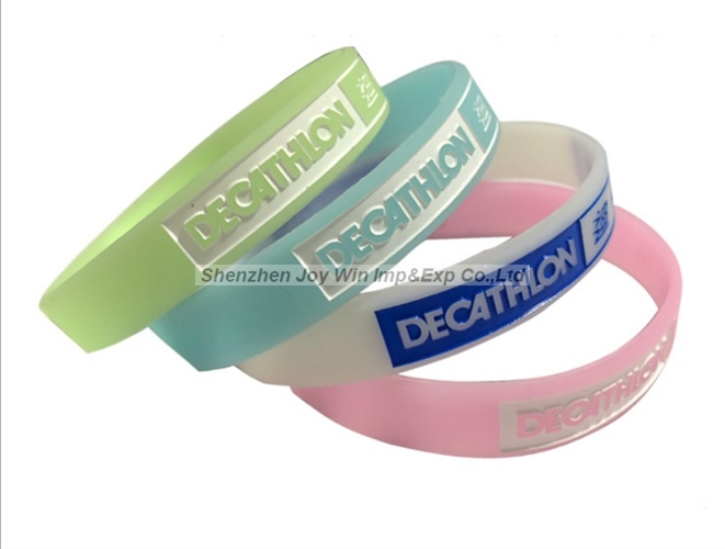 Debossed Filled Color Silicone Bracelet for Promotion