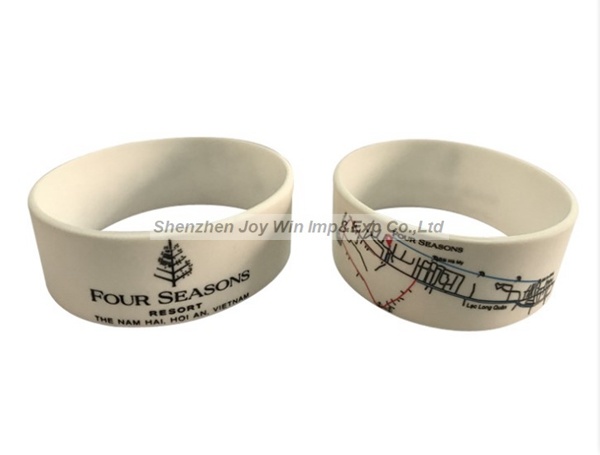 Promotional Silkscreen Silicone Wristbands for Wholesale