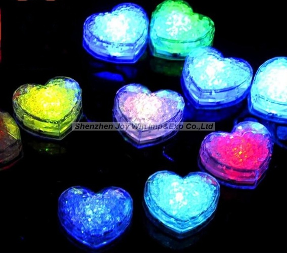 Promotional Flashing Glowing Heart LED Ice Cube for Party